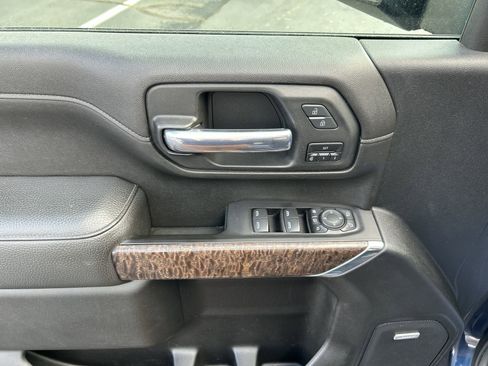 Used 2020 GMC Sierra 2500 Denali w/ Denali Ultimate Package image 10