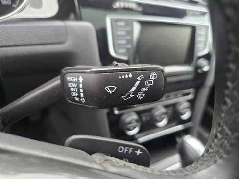 Used 2015 Volkswagen Golf SEL image 31