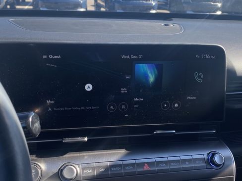 Used 2025 Hyundai Kona Limited image 14