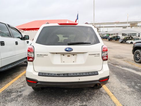 Used 2016 Subaru Forester 2.5i Premium w/ All-Weather Package image 9