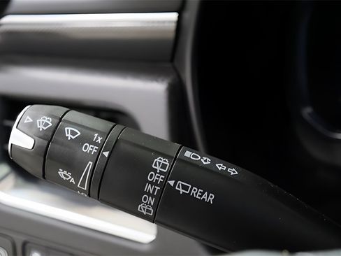 Used 2024 Chevrolet Tahoe RST w/ RST Performance Edition image 17