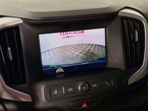 Used 2020 GMC Terrain SLE w/ LPO, Floor Liner Package FWD image 16