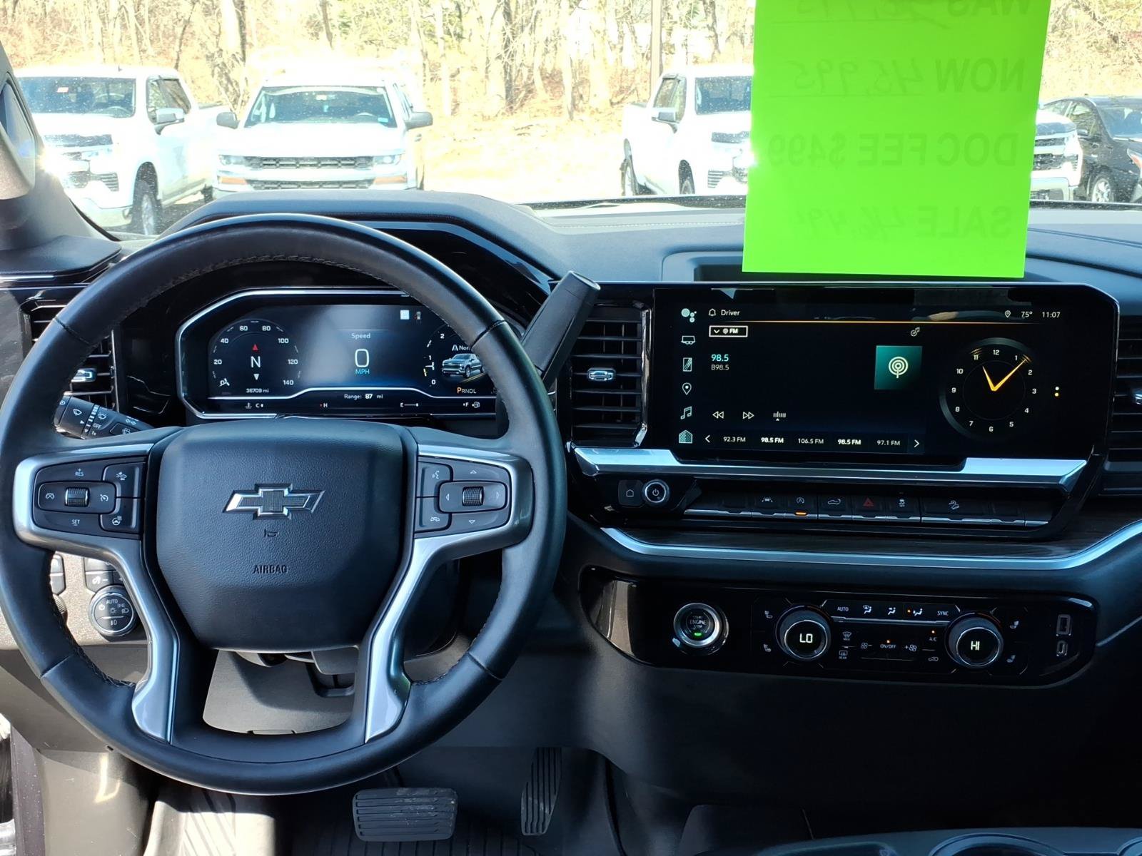 Used 2023 Chevrolet Silverado 1500 RST w/ Z71 Off-Road Package AWD/4WD image 8
