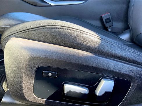 Used 2021 BMW 330i Sedan w/ Driving Assistance Package image 33