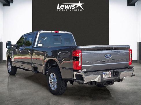 New 2026 Ford F250 XLT w/ XLT Premium Package image 4