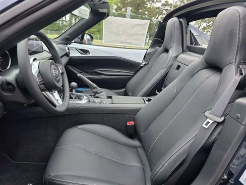 New 2026 MAZDA MX-5 Miata RF Grand Touring RWD image 7
