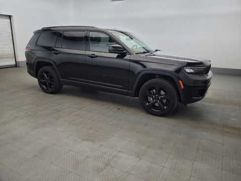 Used 2023 Jeep Grand Cherokee L Laredo AWD/4WD image 11