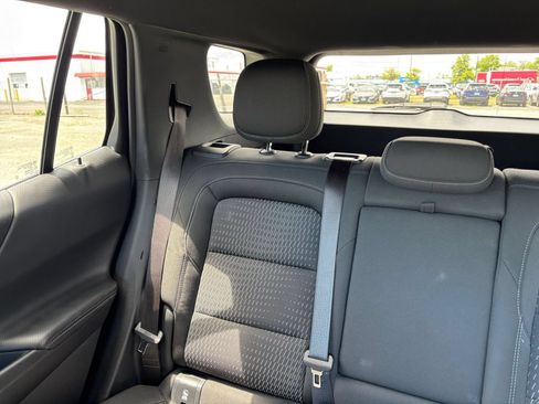 Used 2025 Chevrolet Equinox LT FWD image 33