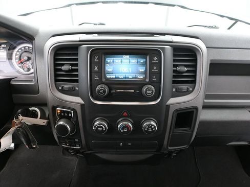 Used 2019 RAM 1500 ST w/ SXT Plus Group AWD/4WD image 32