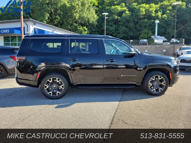 Used 2024 Jeep Wagoneer Series III AWD/4WD image 6