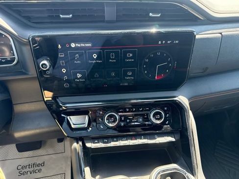 Used 2025 GMC Sierra 1500 AT4 w/ AT4 Premium Package AWD/4WD image 12