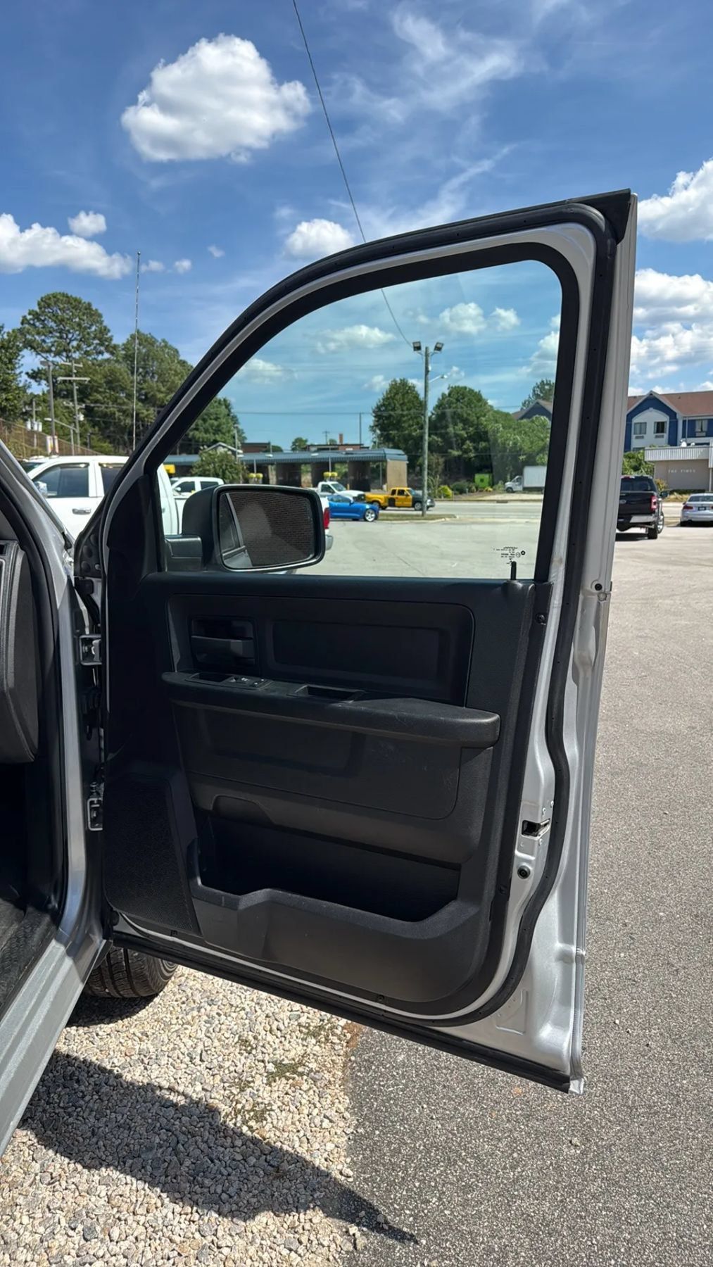 Used 2018 RAM 1500 Tradesman w/ Protection Group AWD/4WD image 11