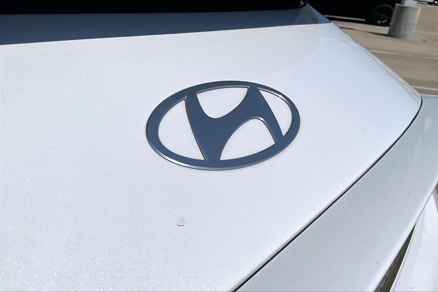 Certified 2025 Hyundai Ioniq 6 SEL RWD image 31