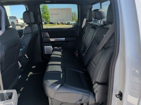 New 2026 Ford F250 Platinum image 39