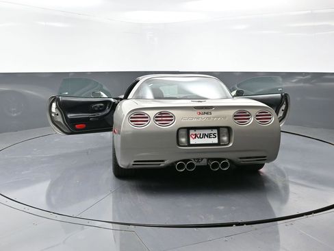 Used 2000 Chevrolet Corvette Coupe w/ Memory Pkg image 47