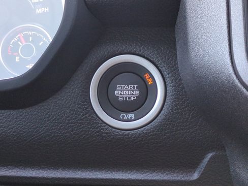 New 2026 RAM 1500 Express image 29