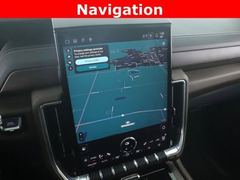 Used 2025 GMC Yukon Denali Ultimate image 5