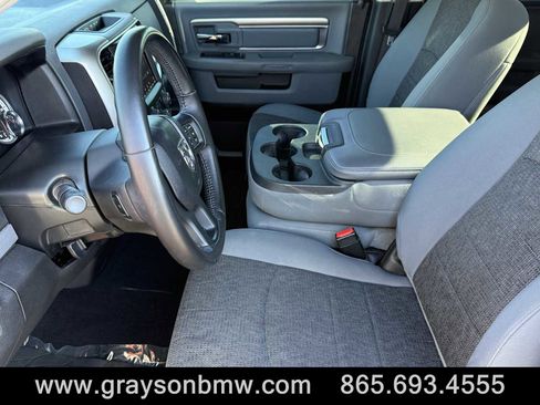 Used 2019 RAM 1500 Classic Warlock w/ Luxury Group image 9