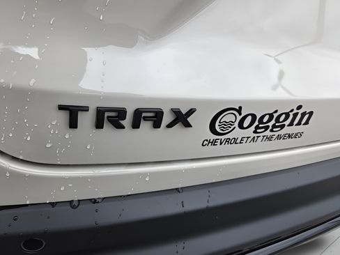New 2026 Chevrolet Trax RS w/ Driver Confidence Package FWD image 32