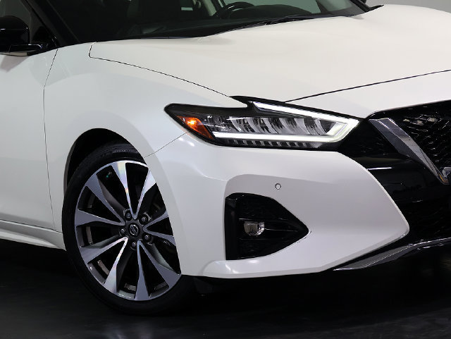 Used 2019 Nissan Maxima Platinum w/ Sport Mat Group FWD image 8