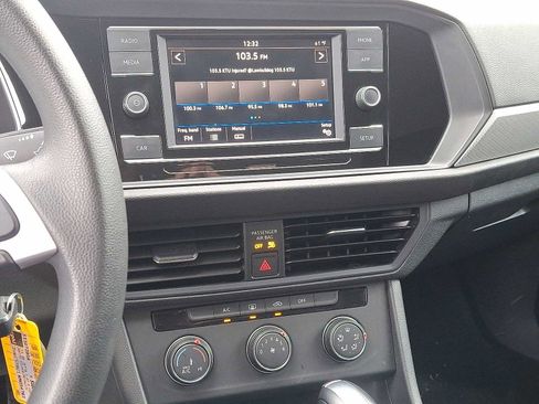 Used 2019 Volkswagen Jetta S w/ Driver Assistance Package image 14