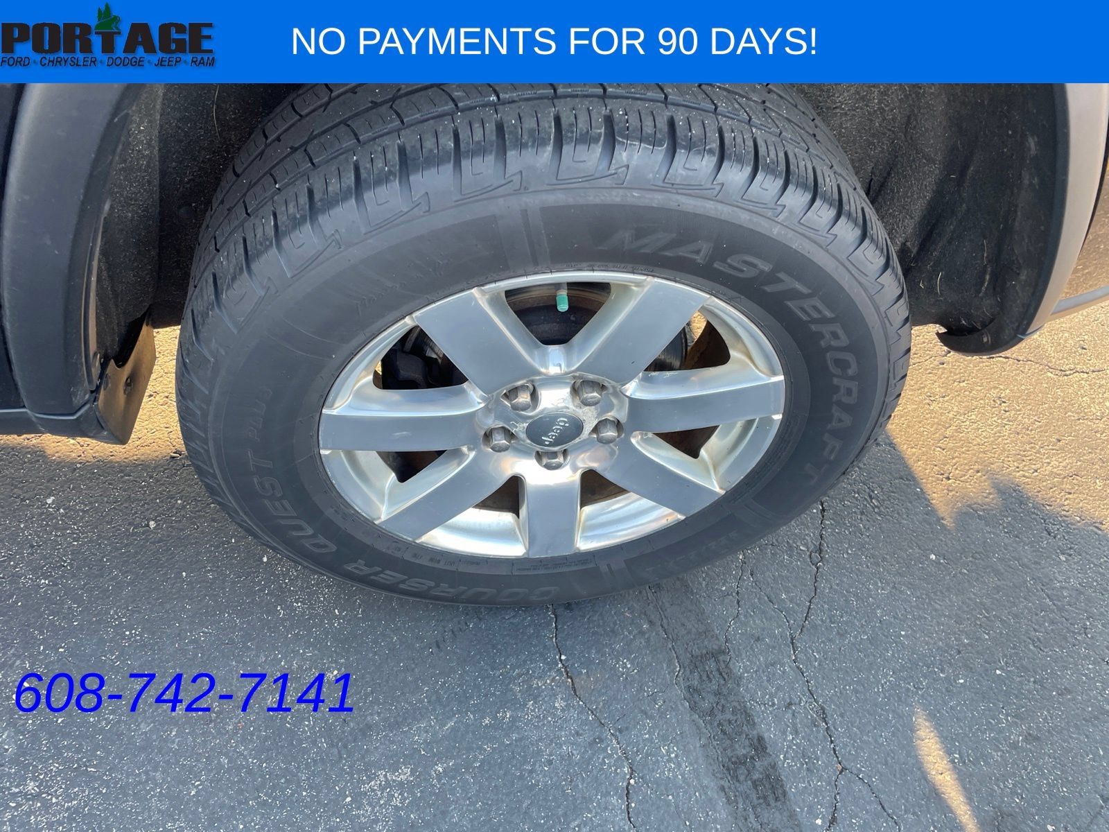 Used 2015 Jeep Grand Cherokee Limited AWD/4WD image 10