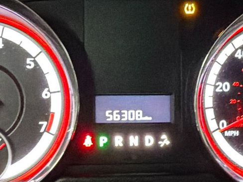 Used 2019 Dodge Grand Caravan SE image 12