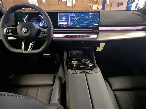 New 2027 BMW 530i RWD image 5