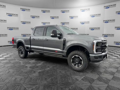 Certified 2026 Ford F250 Platinum w/ Tremor Off-Road Package image 7