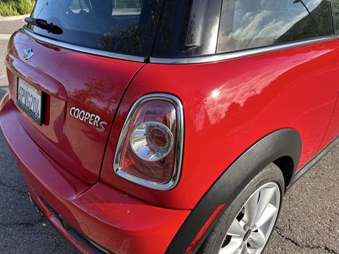 Used 2011 MINI Cooper S image 10