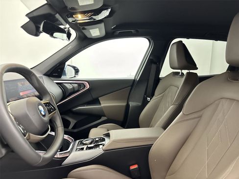 Used 2025 BMW X3 xDrive30i image 24