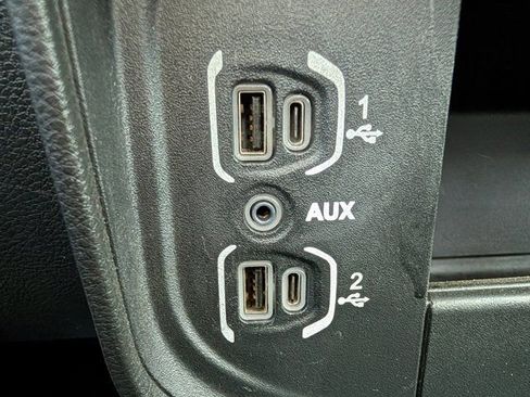 Used 2024 RAM 2500 Laramie image 19