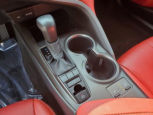 Used 2021 Toyota Camry XSE image 19