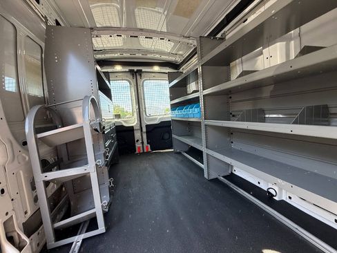 Used 2016 Ford Transit 250 148 Medium Roof RWD image 33