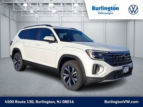 New 2026 Volkswagen Atlas SE image 1