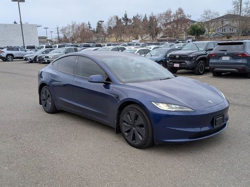 Used 2025 Tesla Model 3 Long Range image 3