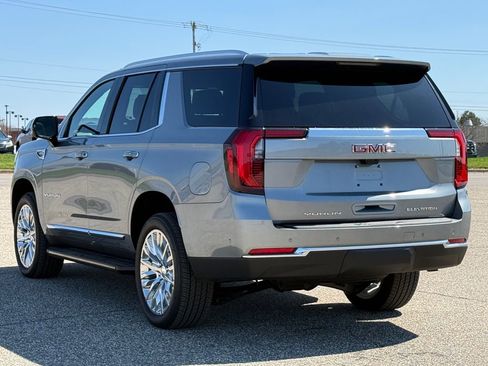 New 2026 GMC Yukon Elevation w/ Elevation Premium Package AWD/4WD image 13