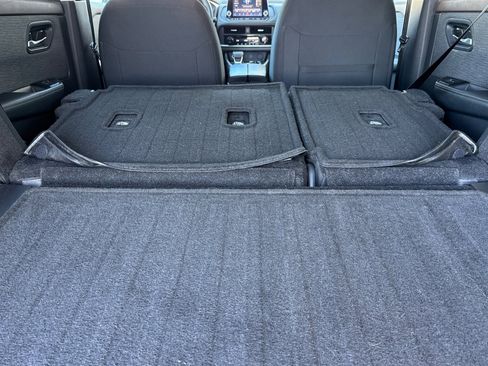 Certified 2023 Nissan Rogue SV image 17