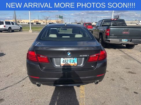 Used 2011 BMW 535i xDrive Sedan AWD/4WD image 6