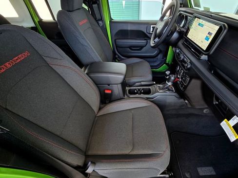 New 2025 Jeep Wrangler Unlimited Rubicon w/ Steel Bumper Group image 19