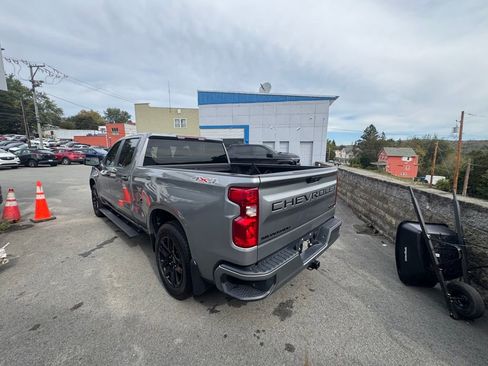 Used 2023 Chevrolet Silverado 1500 Custom w/ LPO, Dark Essentials Package image 3