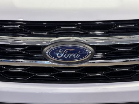Used 2023 Ford Expedition Max Limited AWD/4WD image 12