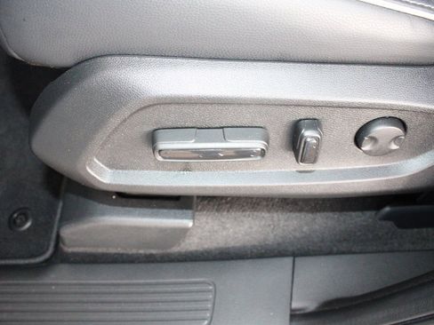 Used 2025 Honda Pilot Elite image 22