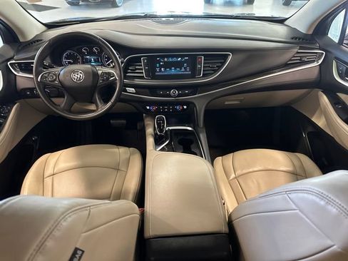 Used 2019 Buick Enclave Essence AWD/4WD image 17