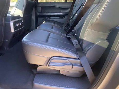 Certified 2024 Ford Expedition Max XLT image 16