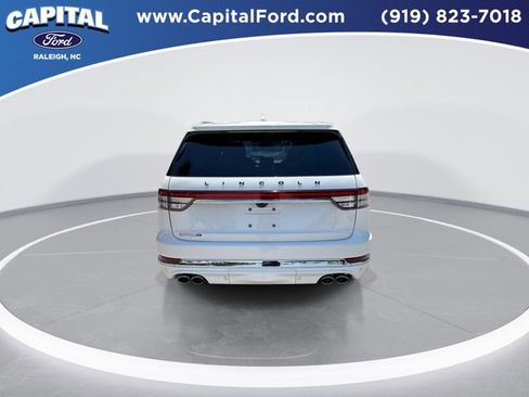 Used 2024 Lincoln Aviator Black Label w/ Dynamic Handling Package AWD/4WD image 7