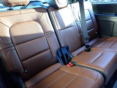 Certified 2024 Lincoln Navigator Reserve image 14