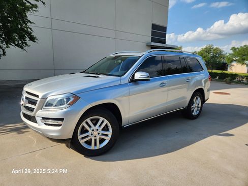 Used 2014 Mercedes-Benz GL 350 BlueTEC 4MATIC image 24