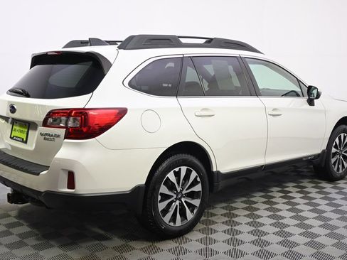 Used 2017 Subaru Outback 2.5i Limited w/ Popular Package #5 image 7