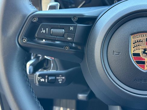 Certified 2026 Porsche Macan AWD/4WD image 28